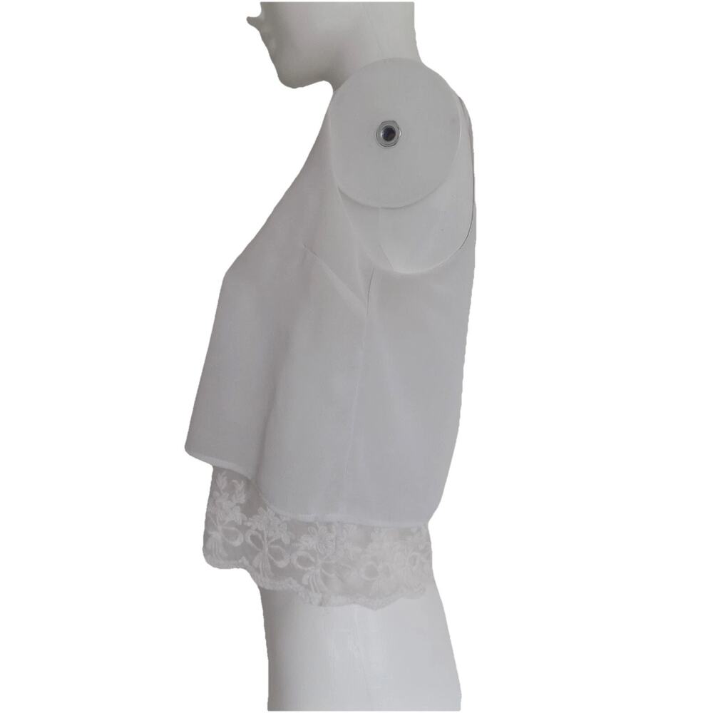 Charlotte Russe sleeveless blouse crop top cream lace hem size Small - Picture 3 of 10